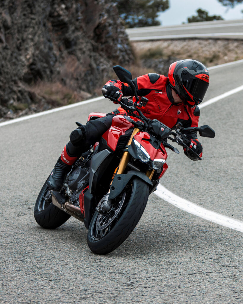 Ducati Streetfighter V2