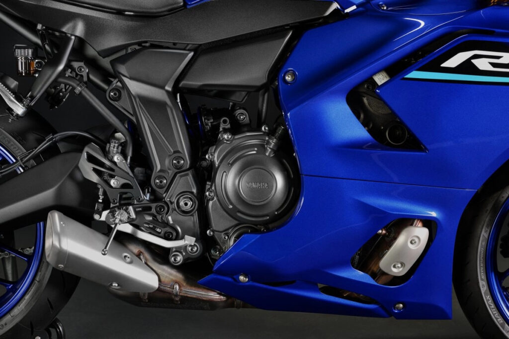 2026 Yamaha R7 Revealed Modern Supersport Twin - Gaadibuzz