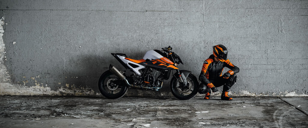 2026 KTM 990 Duke