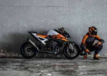 2026 KTM 990 Duke