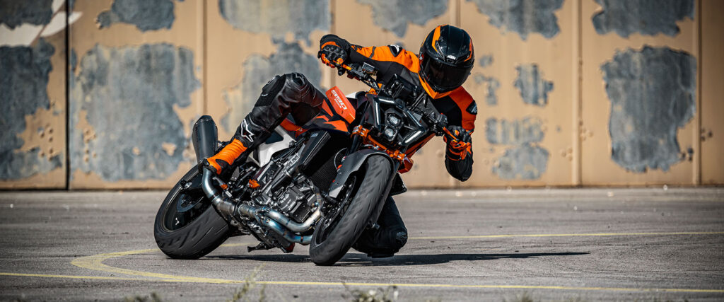 2026 KTM 990 Duke
